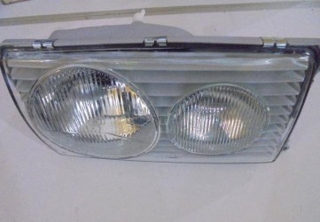 1501521854-h-250-1648243995-farol-optica-direito-esquerdo-mercedes-w123-1serie.jpg